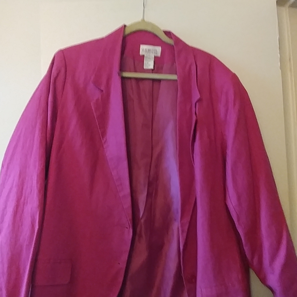 Gorgeous color fuscia button long sleeves blaze